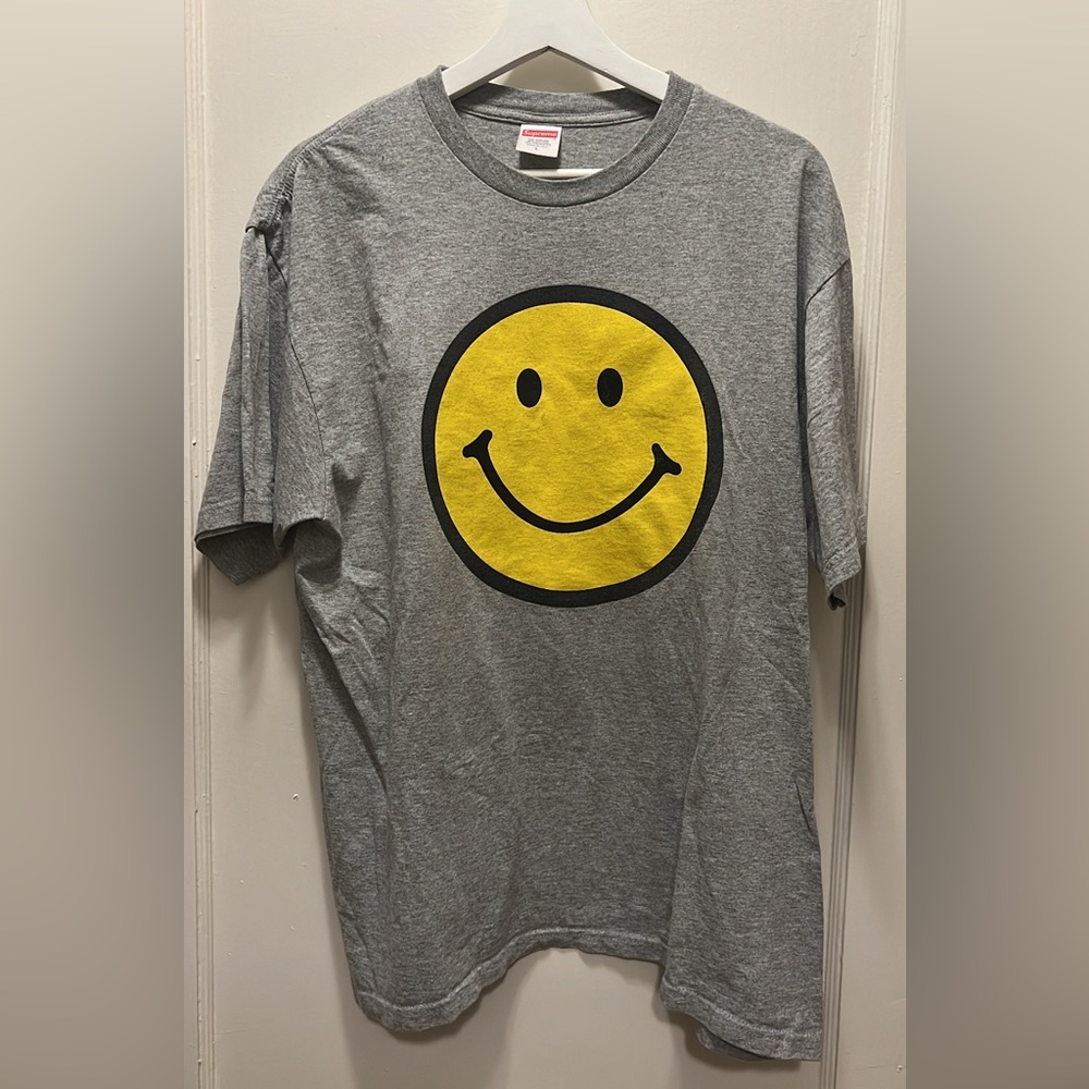 Supreme Grey Smiley Face Tee Size Large